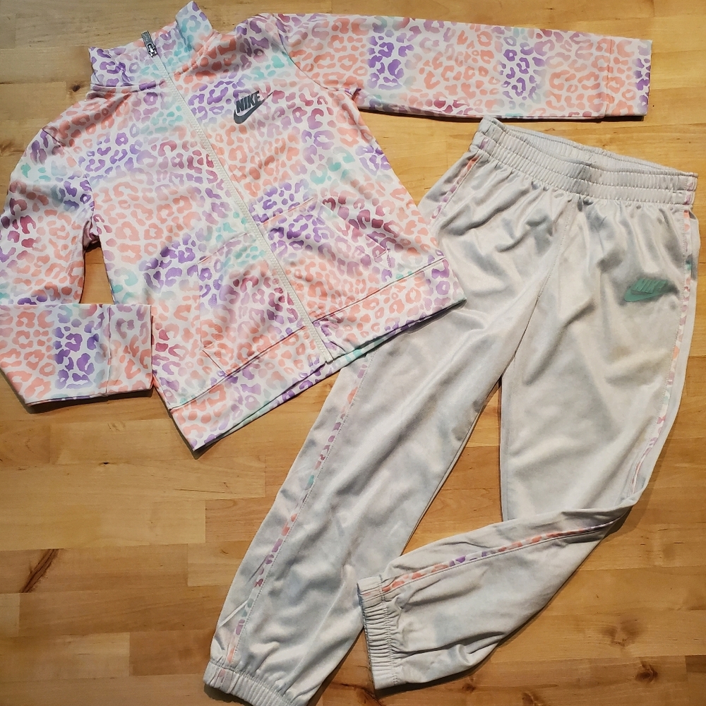 Nike Girl Leopard Print Jacket and Pants Set Size 6X